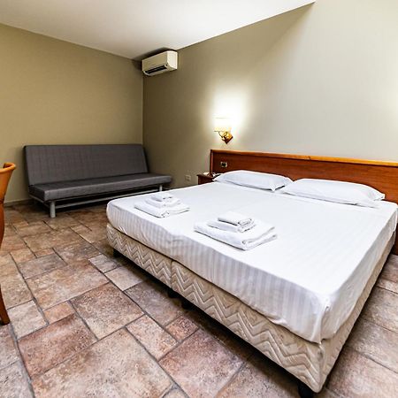 Malia Home Катания Экстерьер фото
