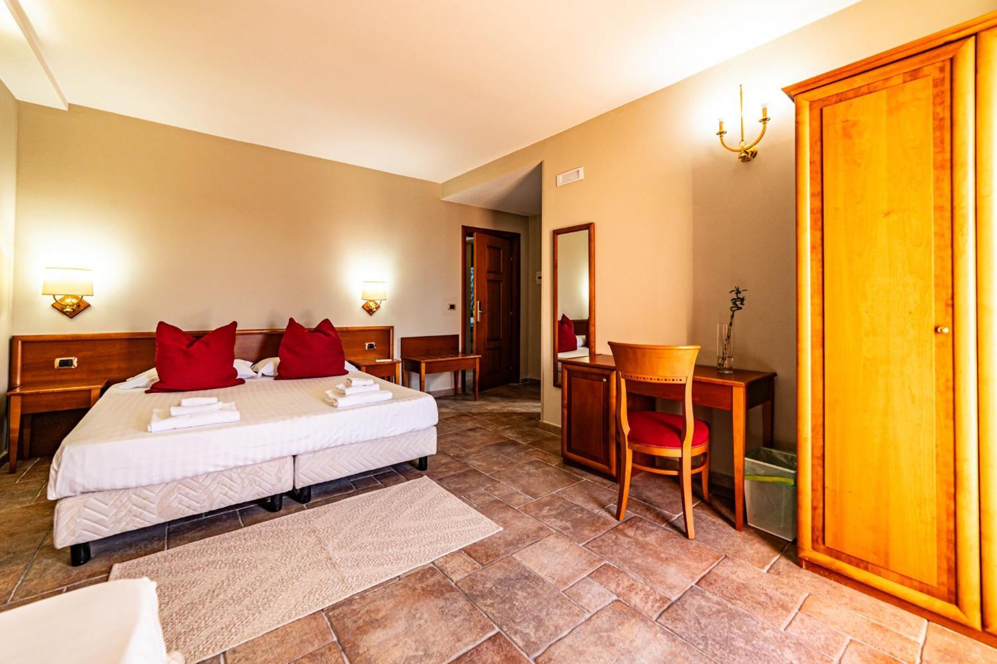 Malia Home Катания Экстерьер фото